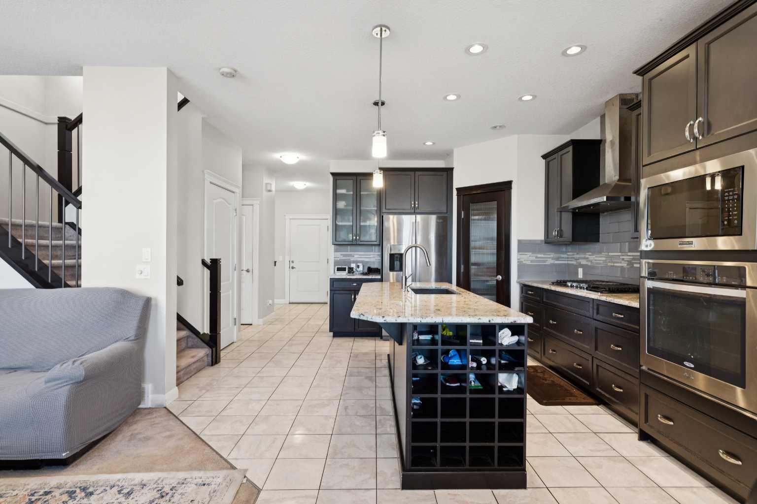 215 Redstone Heights NE