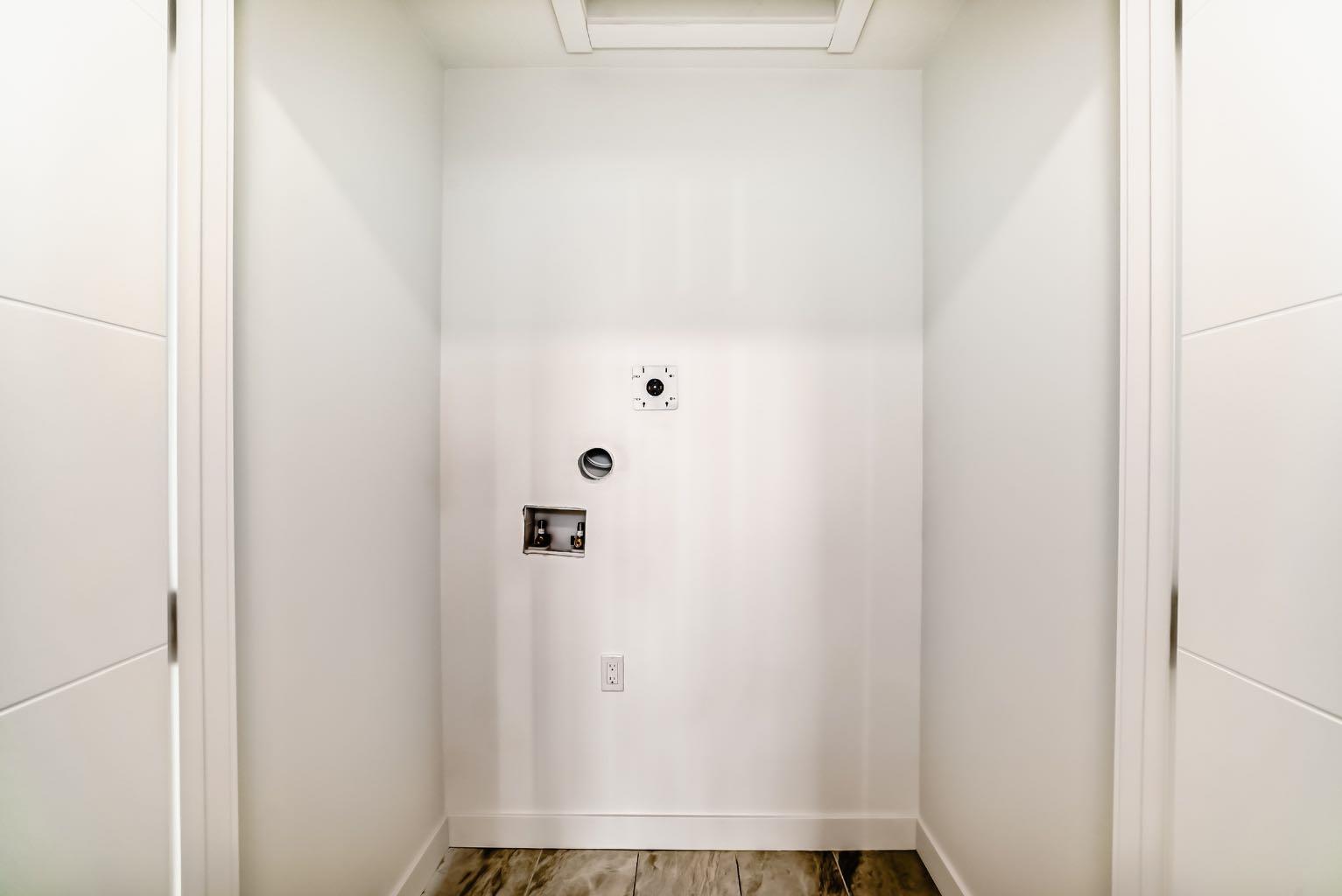 85 145 chelsea Mews 