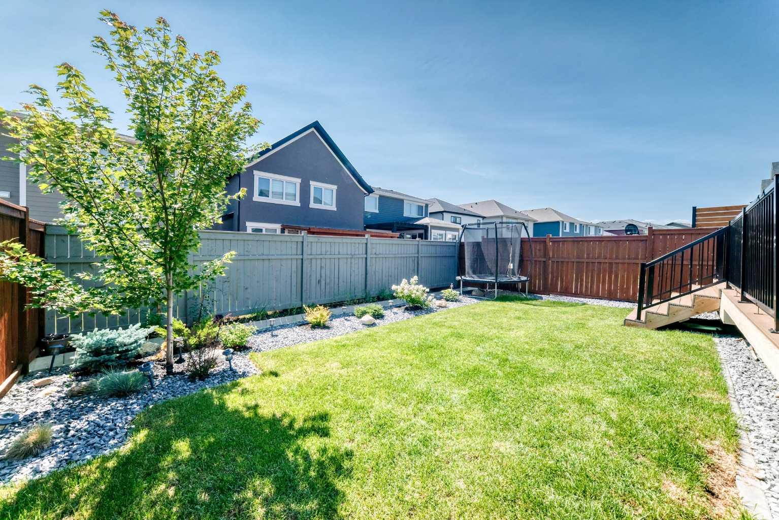 105 Magnolia Manor SE