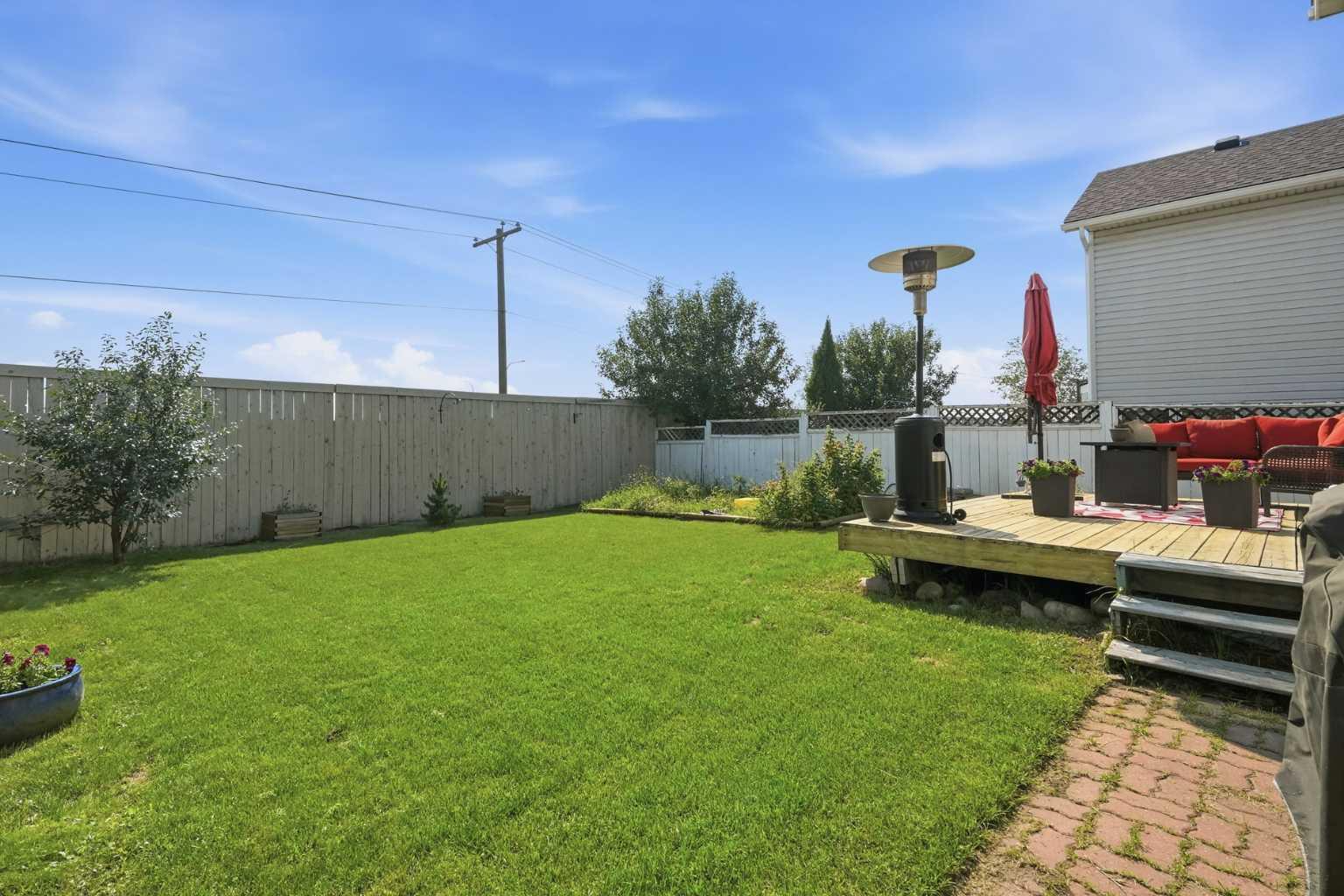 138 Somerglen Common SW