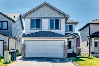 218 Saddlefield Place NE
