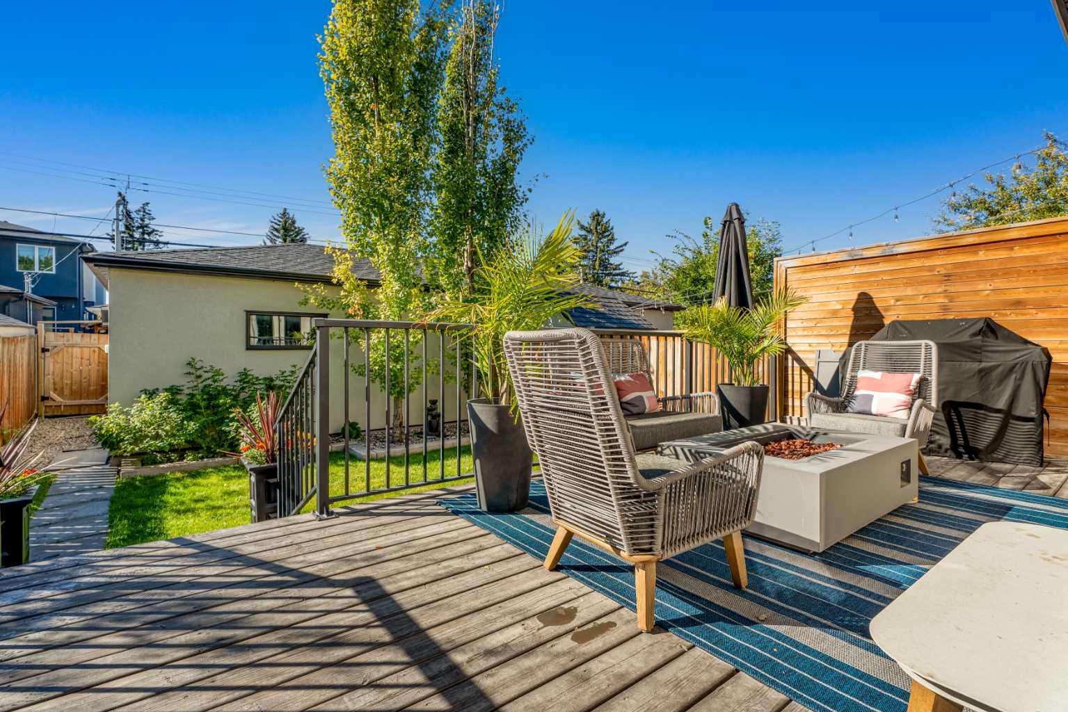 1141 Renfrew Drive NE