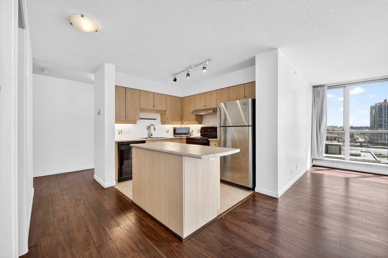 1301, 650 10 Street SW