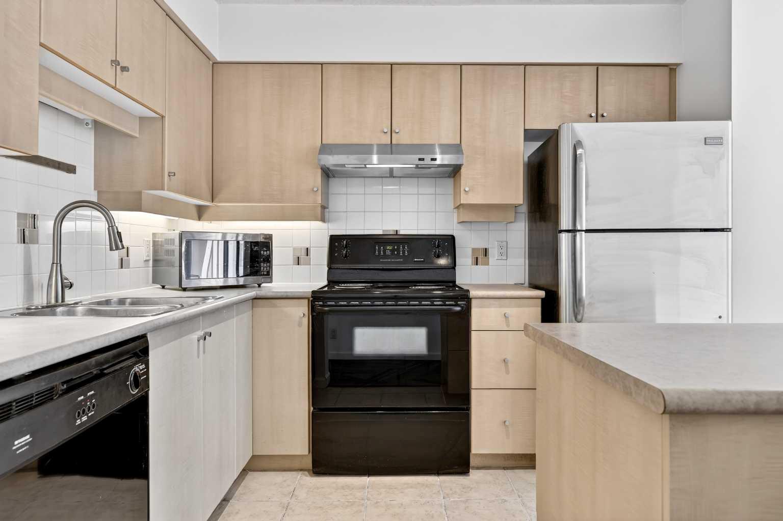 1301, 650 10 Street SW
