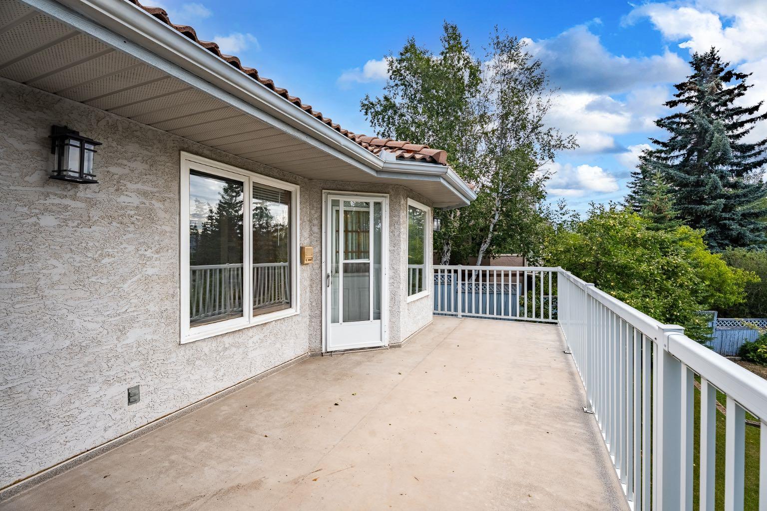 37 Edgeview Road NW