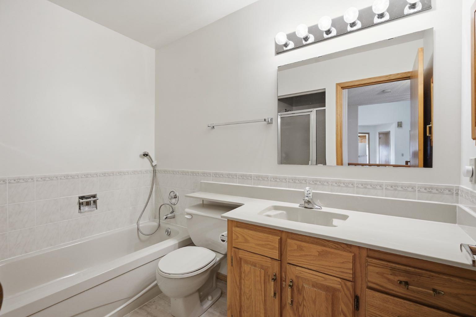 37 Edgeview Road NW