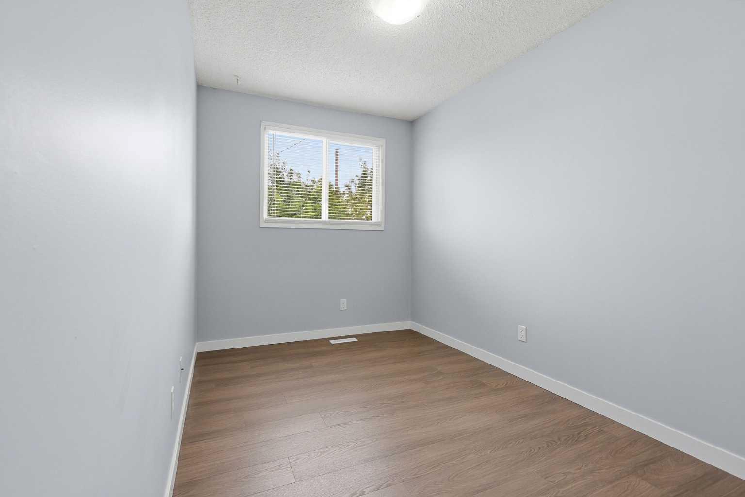 15 Doverville Way SE