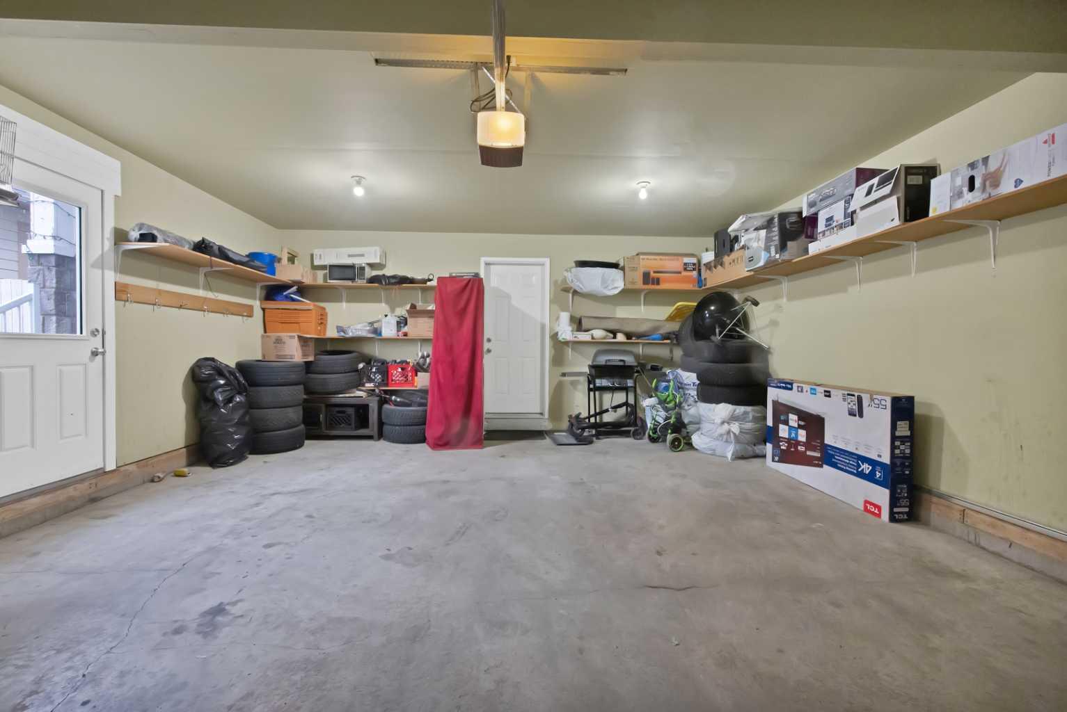 77 Saddleland Drive NE