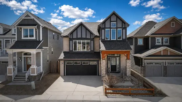 507 Windbrook Heights SW