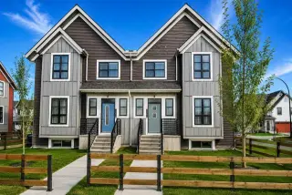 3302, 100 Walgrove Court SE