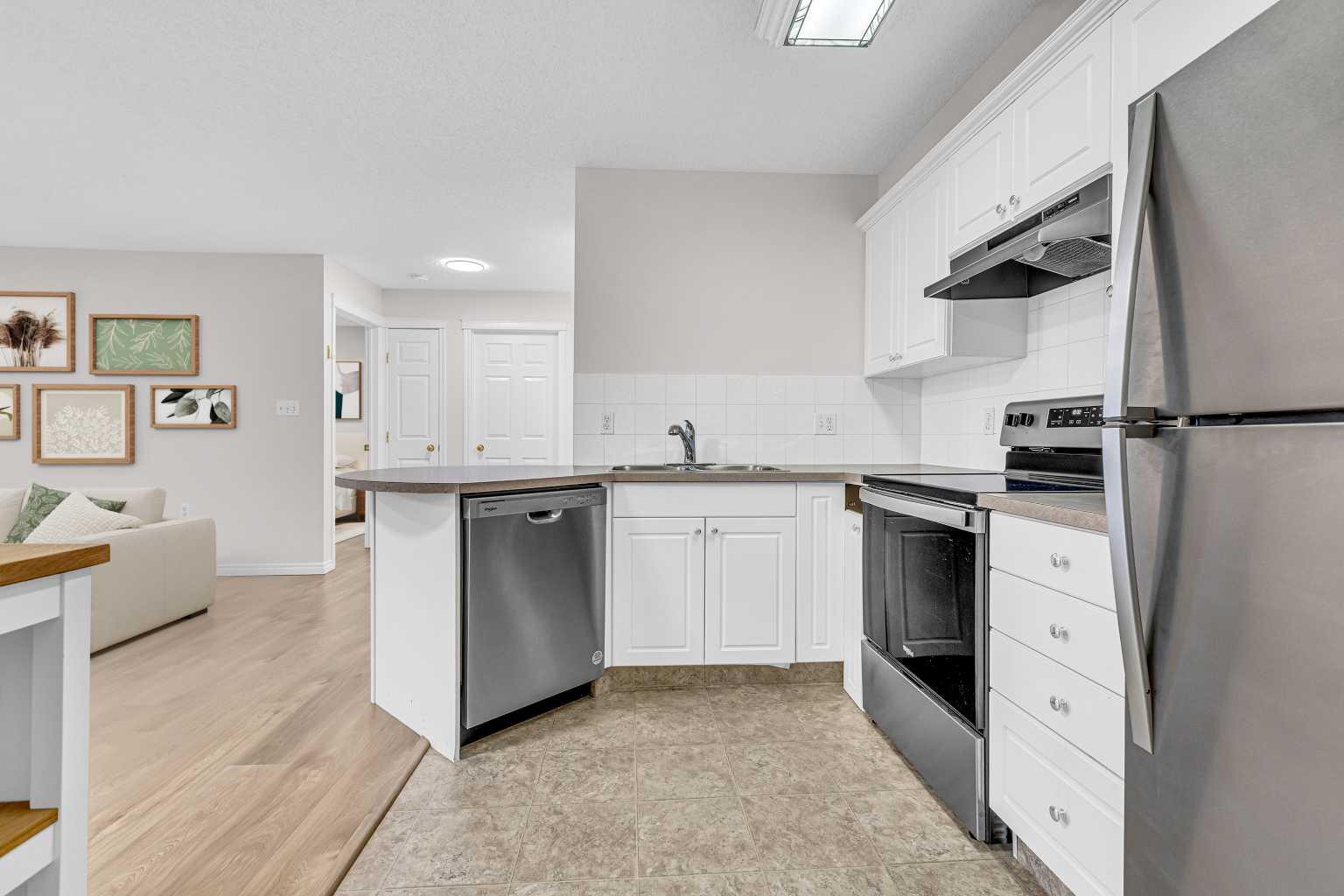 118, 6800 Hunterview Drive NW