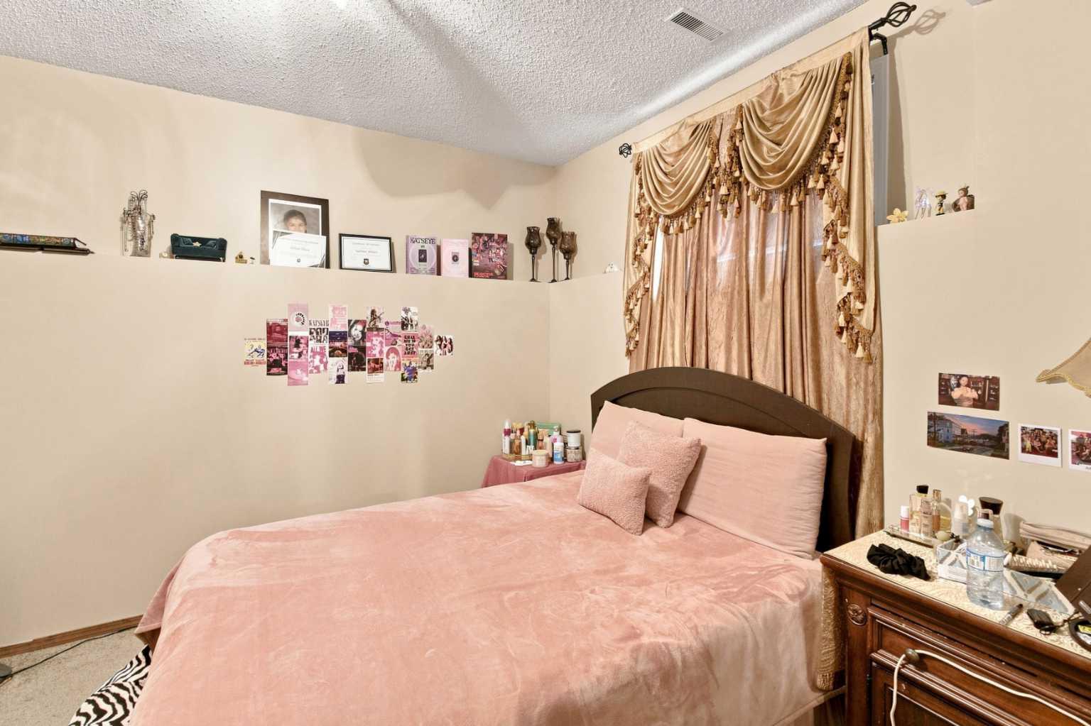 2709 Signal Hill Bay SW