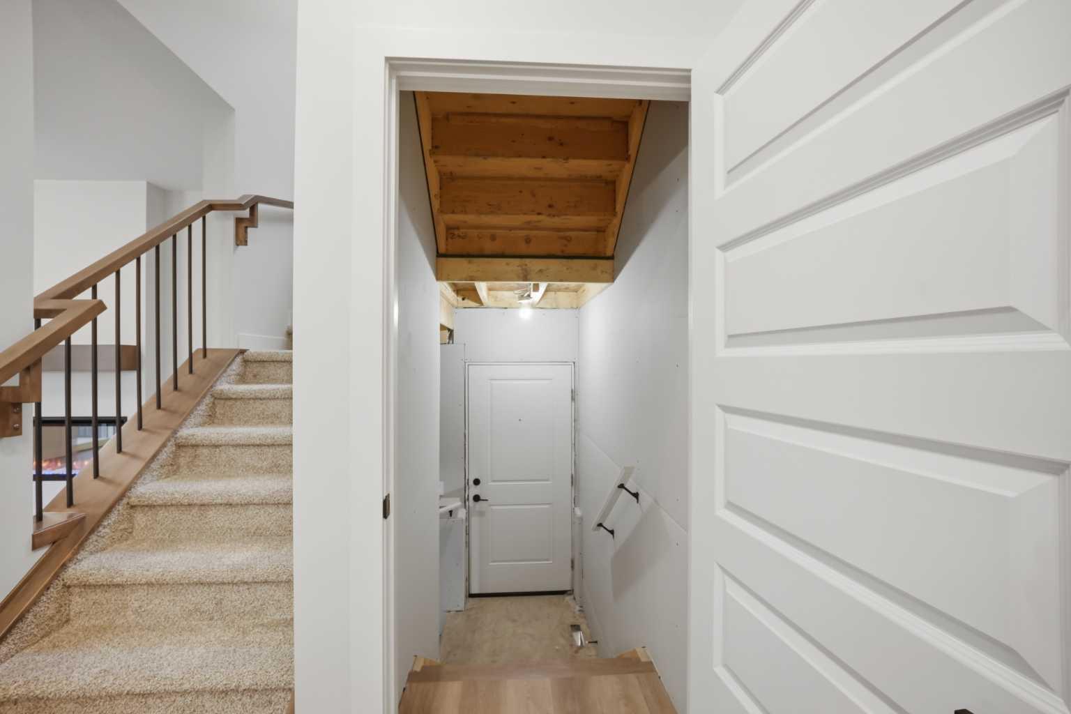 145 Topaz Place 