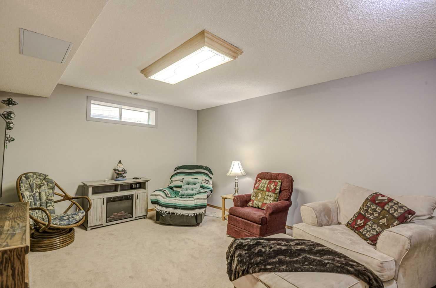 124 Del Ray Close NE