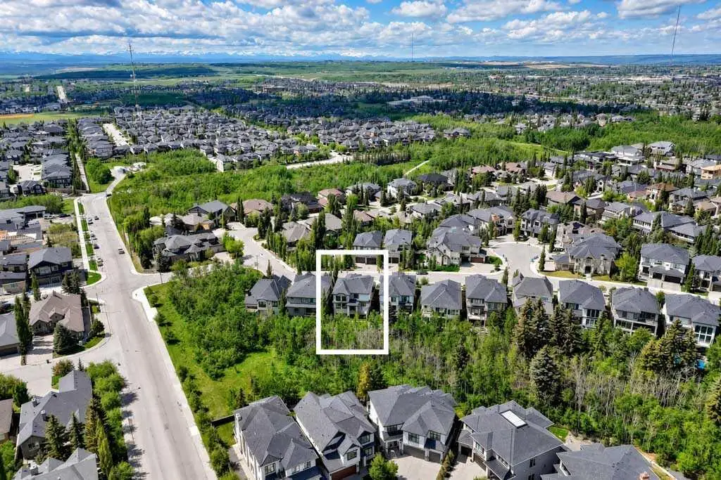 49 Aspen Ridge Green SW