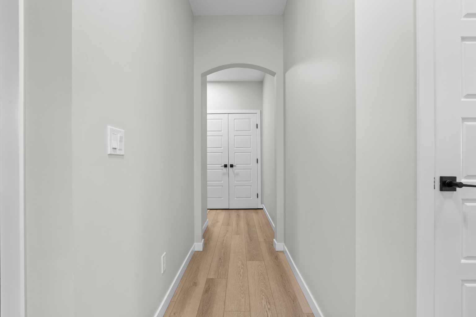 1429 Chinook Gate Glen SW