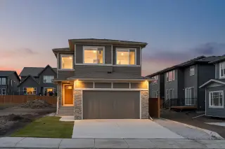 27 Creekside Rise SW