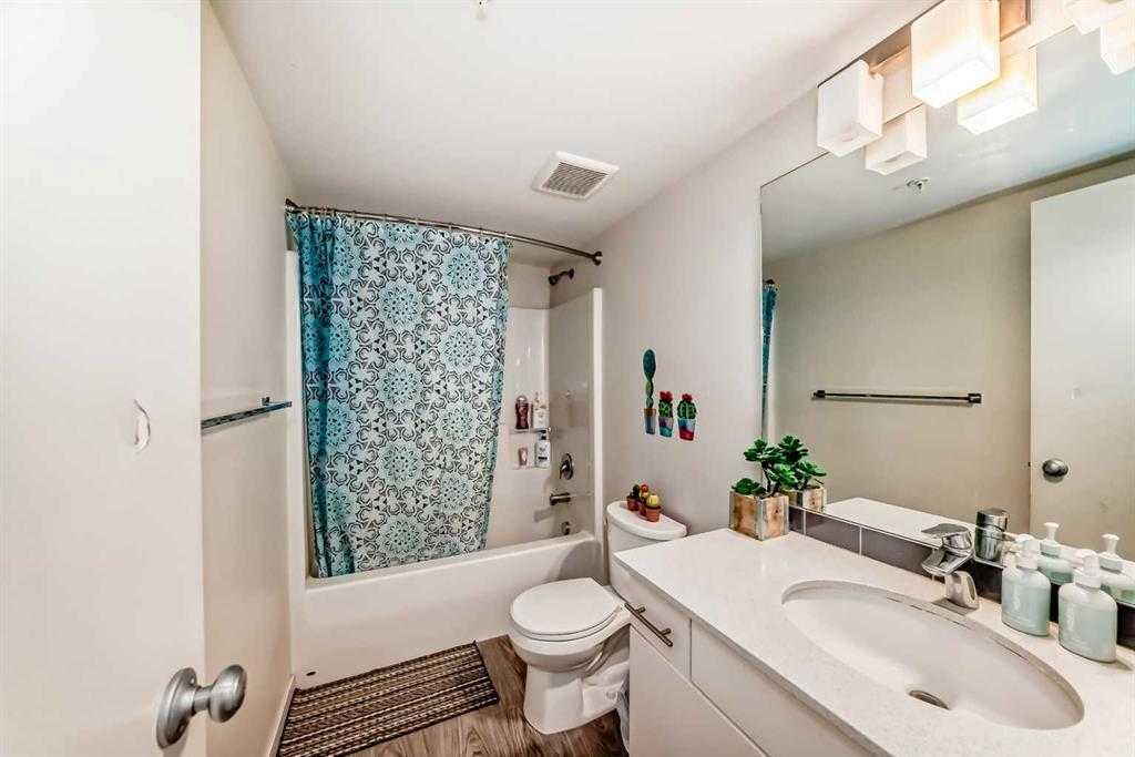 3302, 181 Skyview Ranch Manor NE