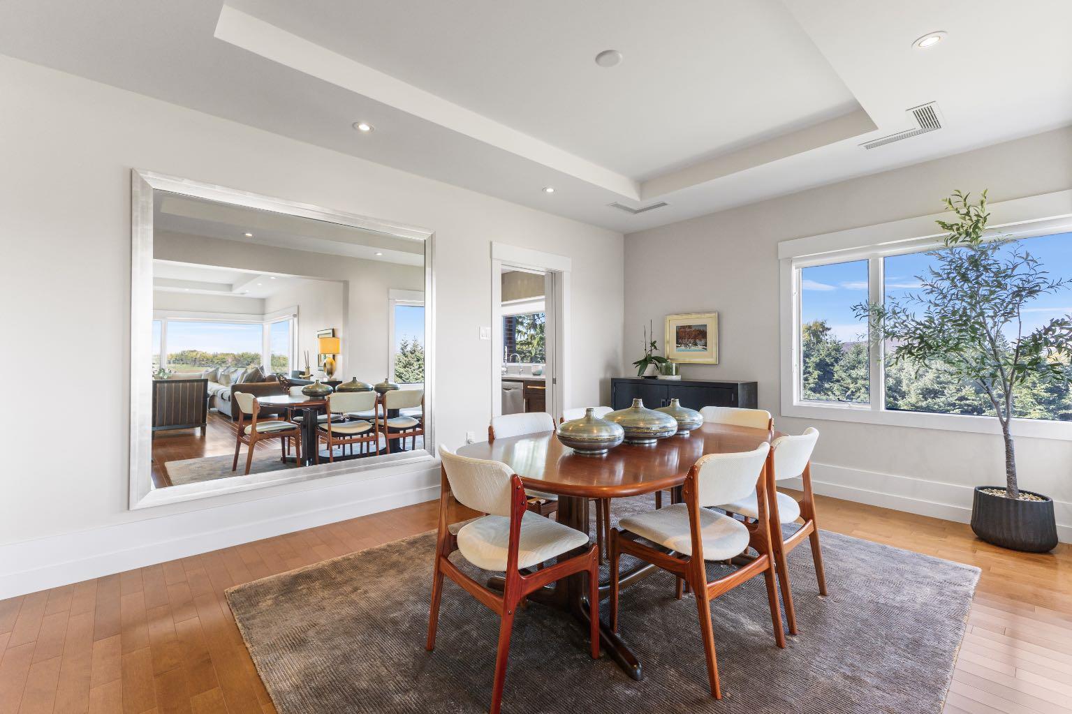 4N, 222 Eagle Ridge Drive SW