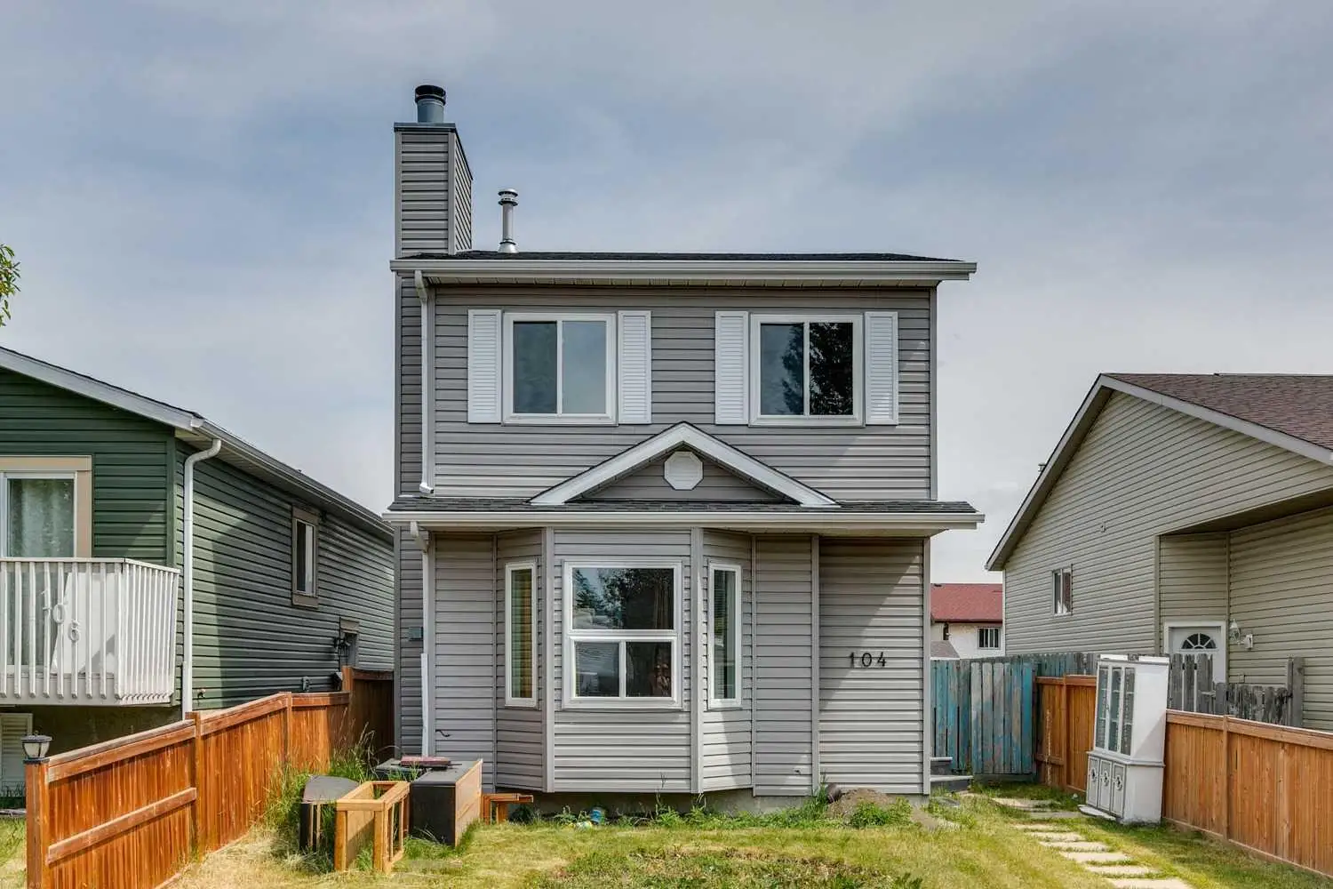 104 Falmere Way NE