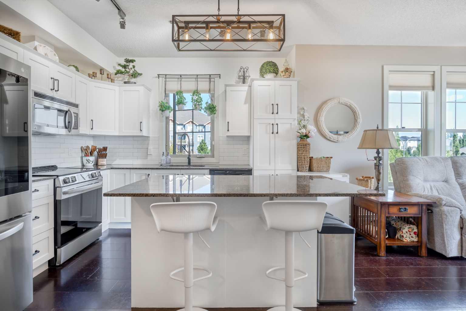 320, 205 Sunset Drive 