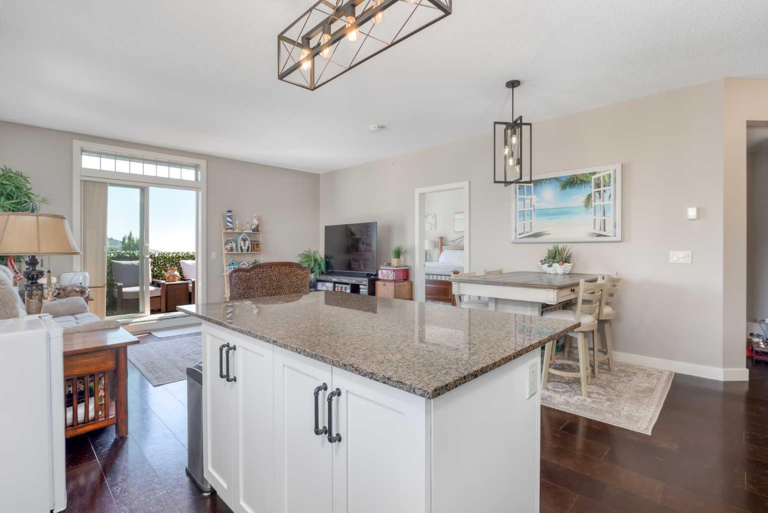 320, 205 Sunset Drive 
