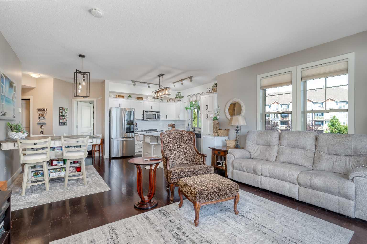 320, 205 Sunset Drive 