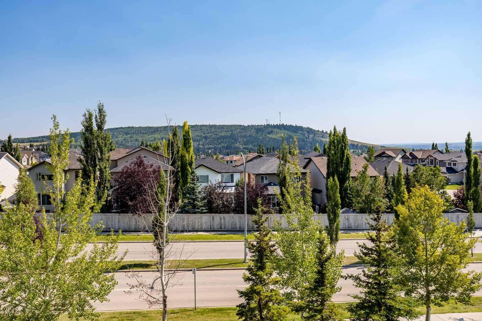 320, 205 Sunset Drive 