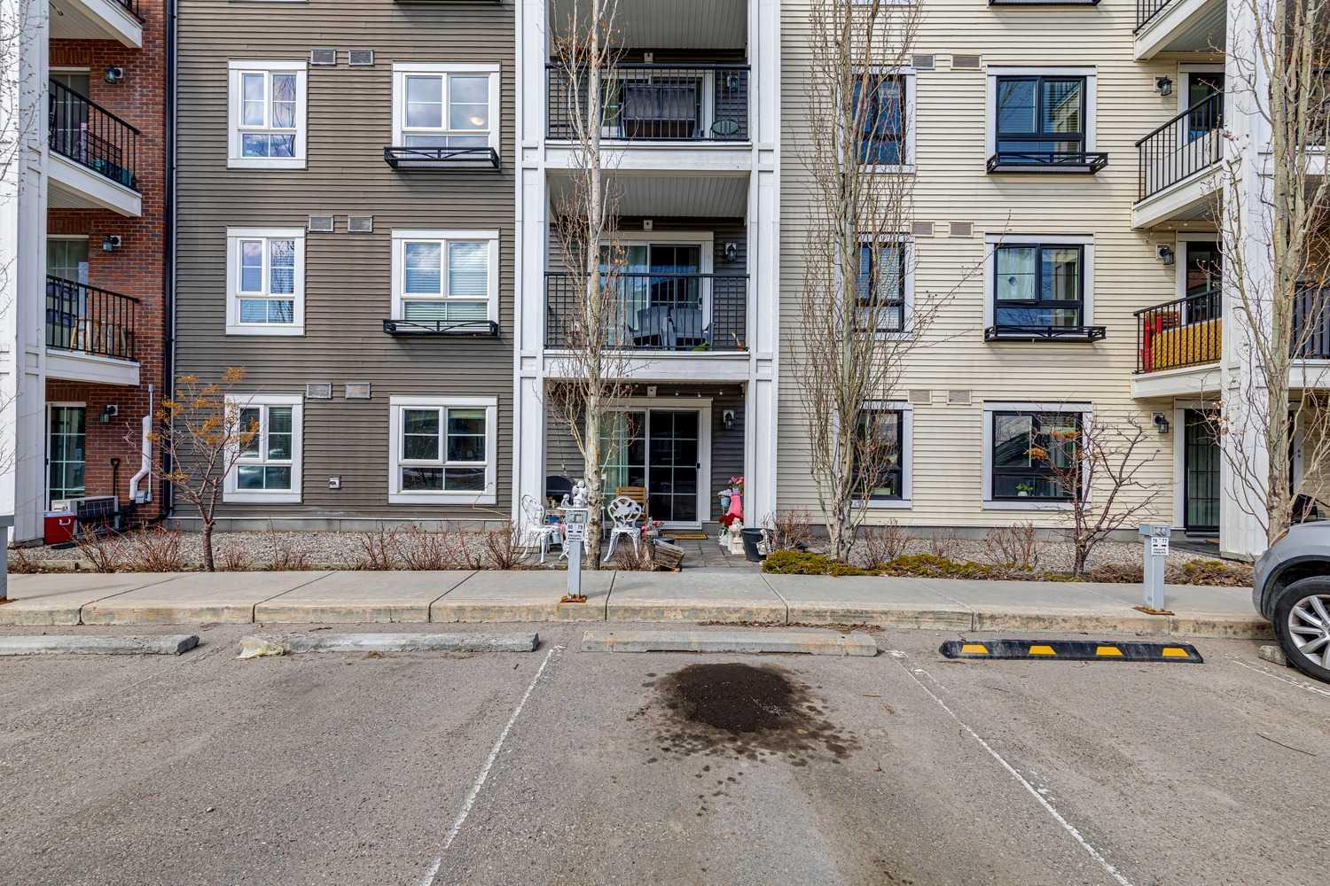 3110, 279 Copperpond Common SE