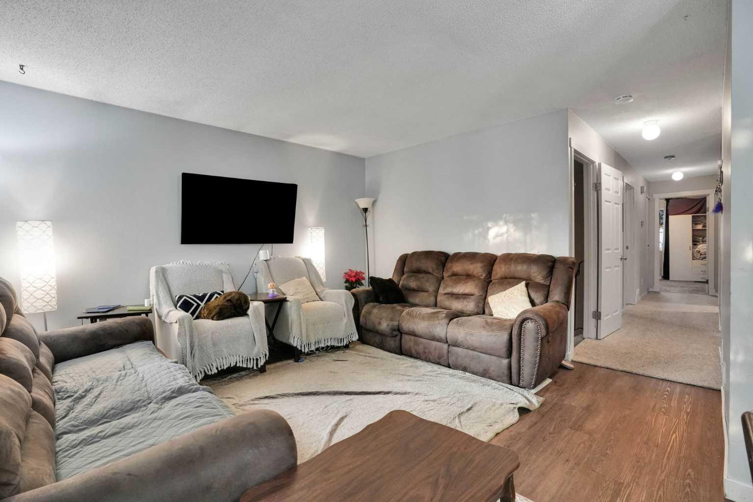 3429 Cedarille Drive SW