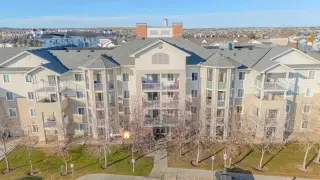 105, 17 Country Village Bay NE