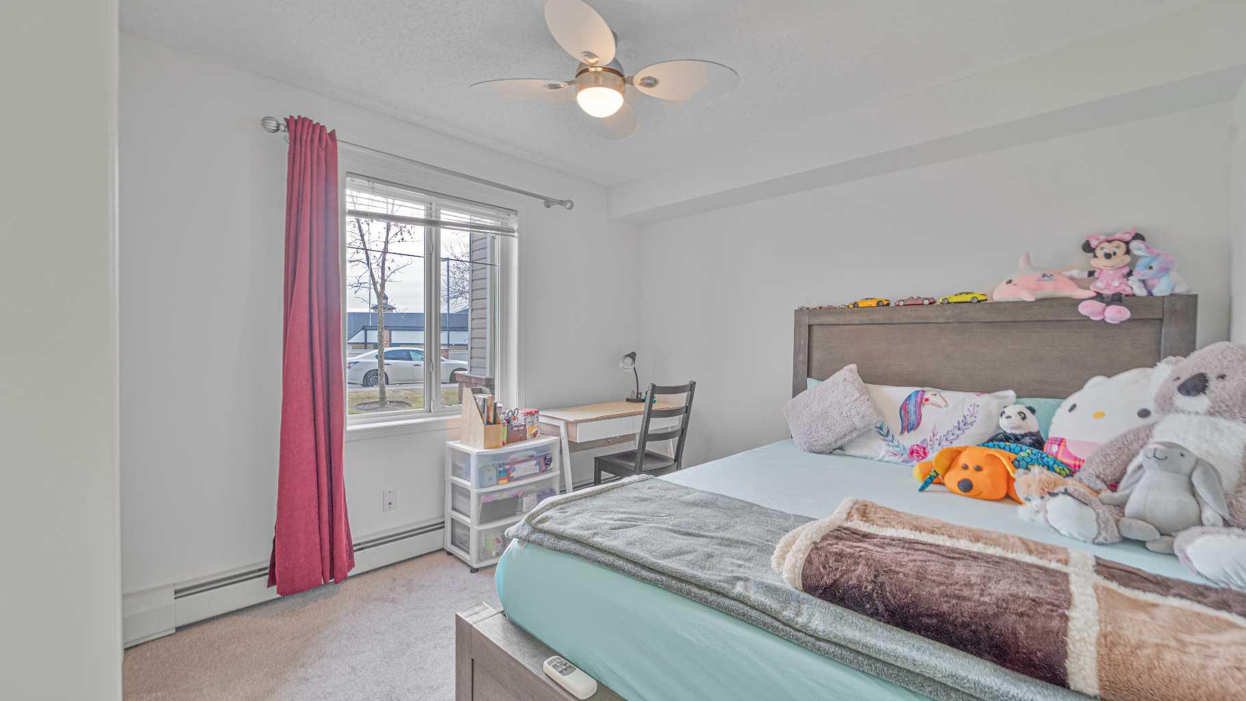 105, 17 Country Village Bay NE