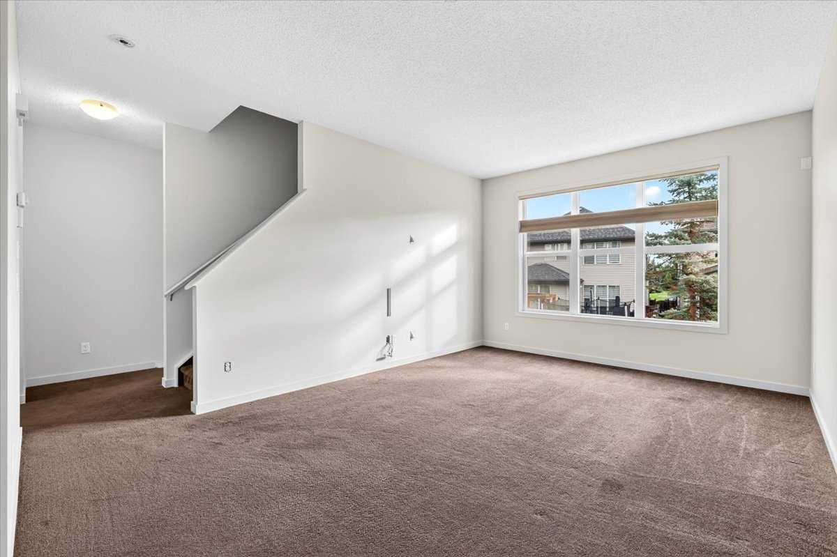 707, 10 Auburn Bay Avenue SE