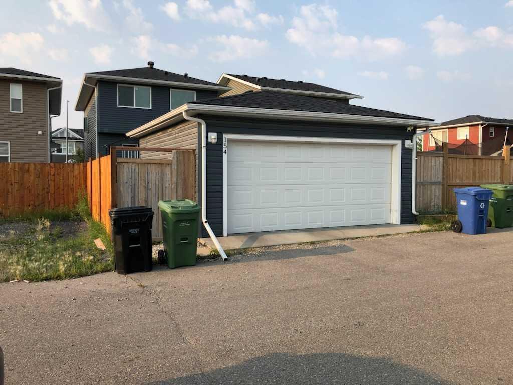 154 Redstone Common NE