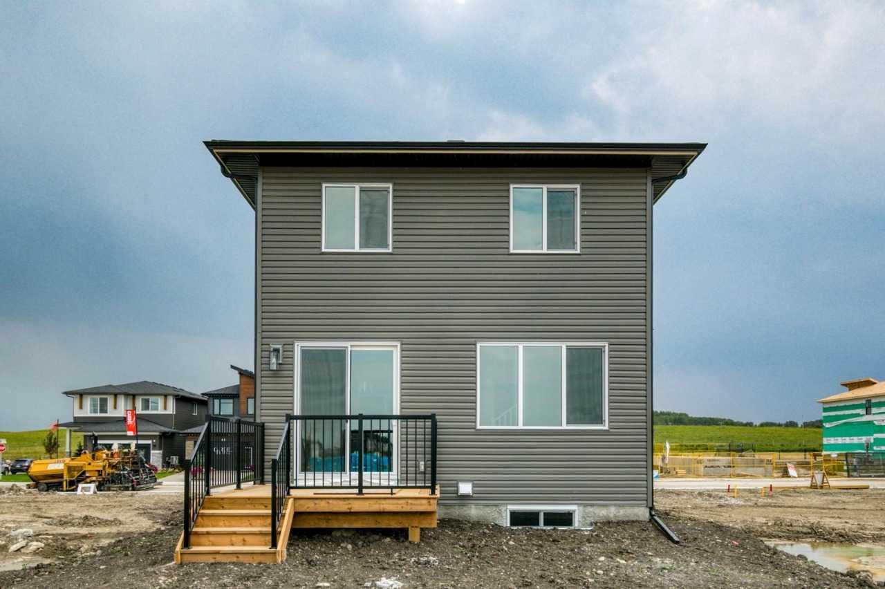 139 Fireside Close 