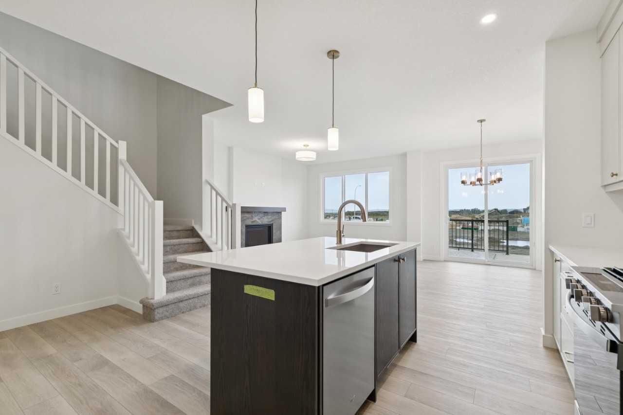 139 Fireside Close 