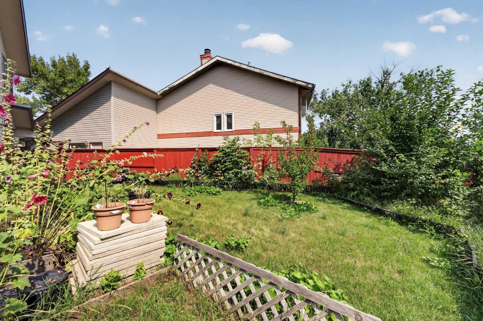 36 Templegreen Bay NE