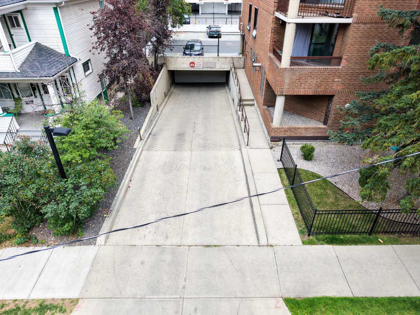 220, 1304 15 Avenue SW