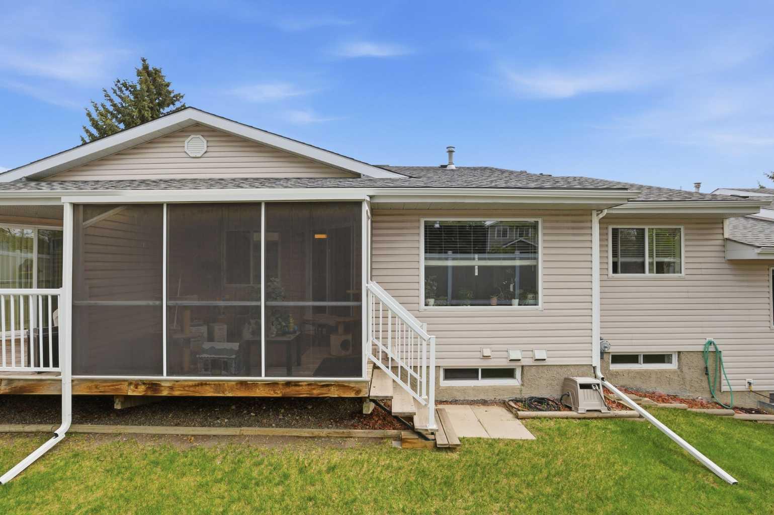11 Macewan Park Heights NW