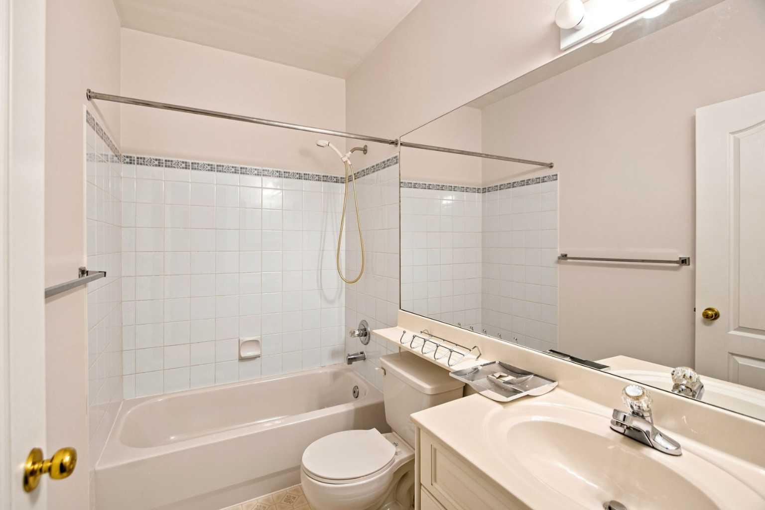 21 Scimitar Heath NW