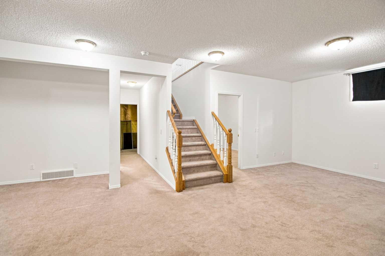 21 Scimitar Heath NW