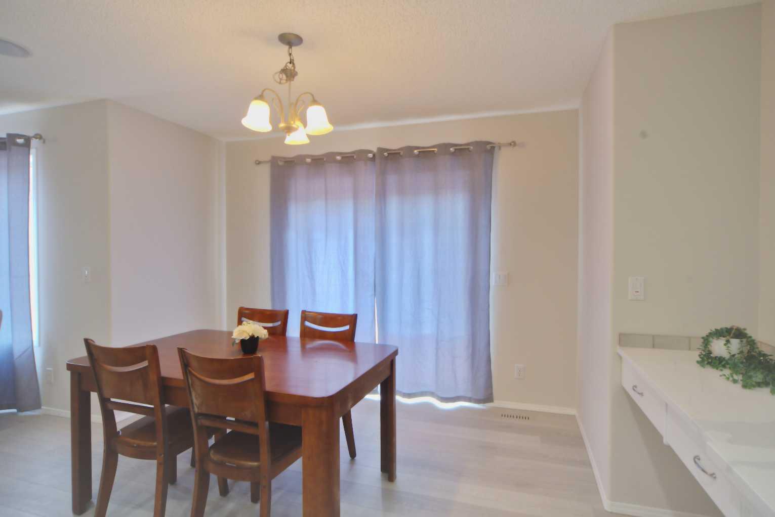 133 Panamount Court NW