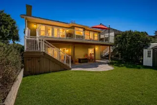152 Waterstone Place SE