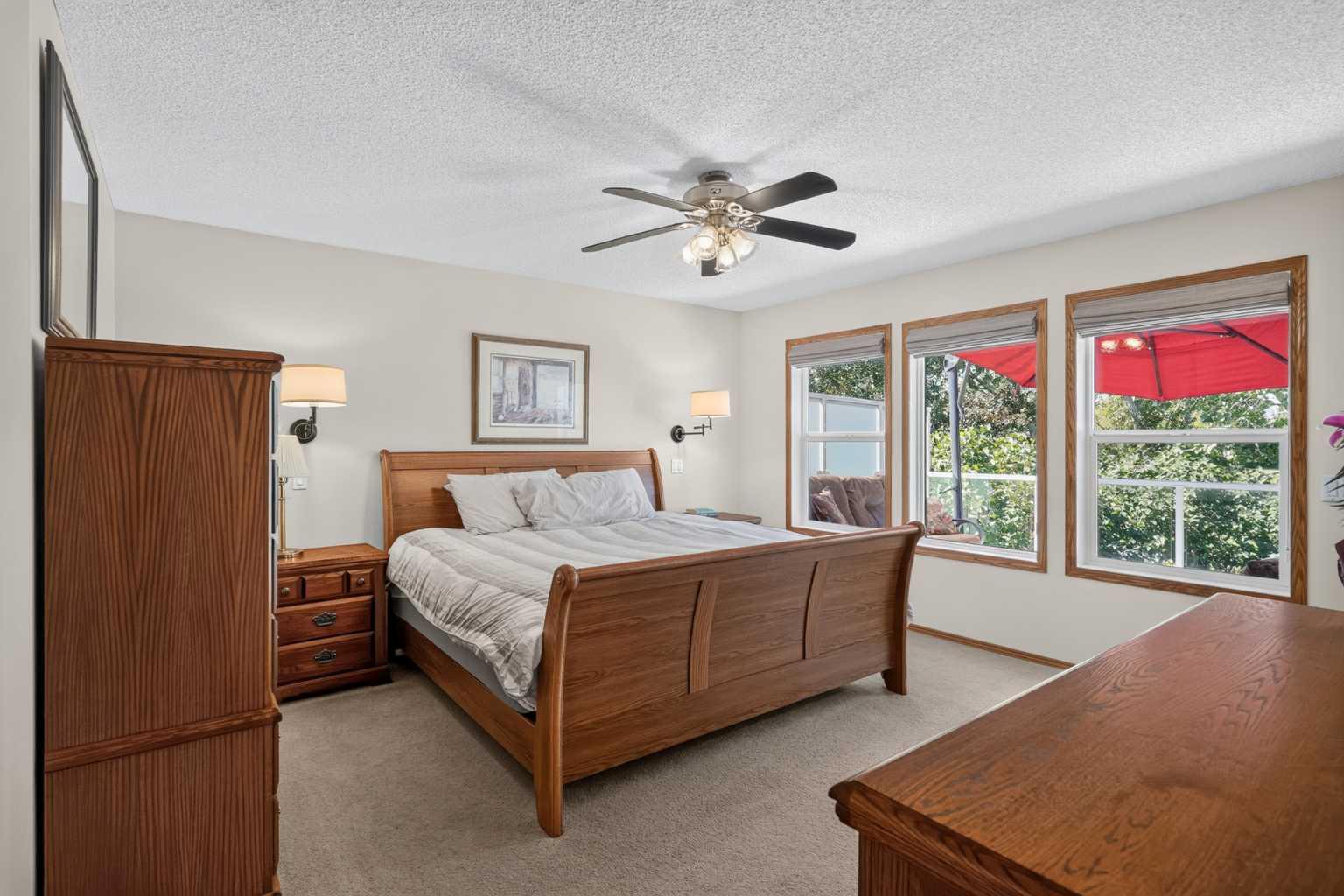 152 Waterstone Place SE