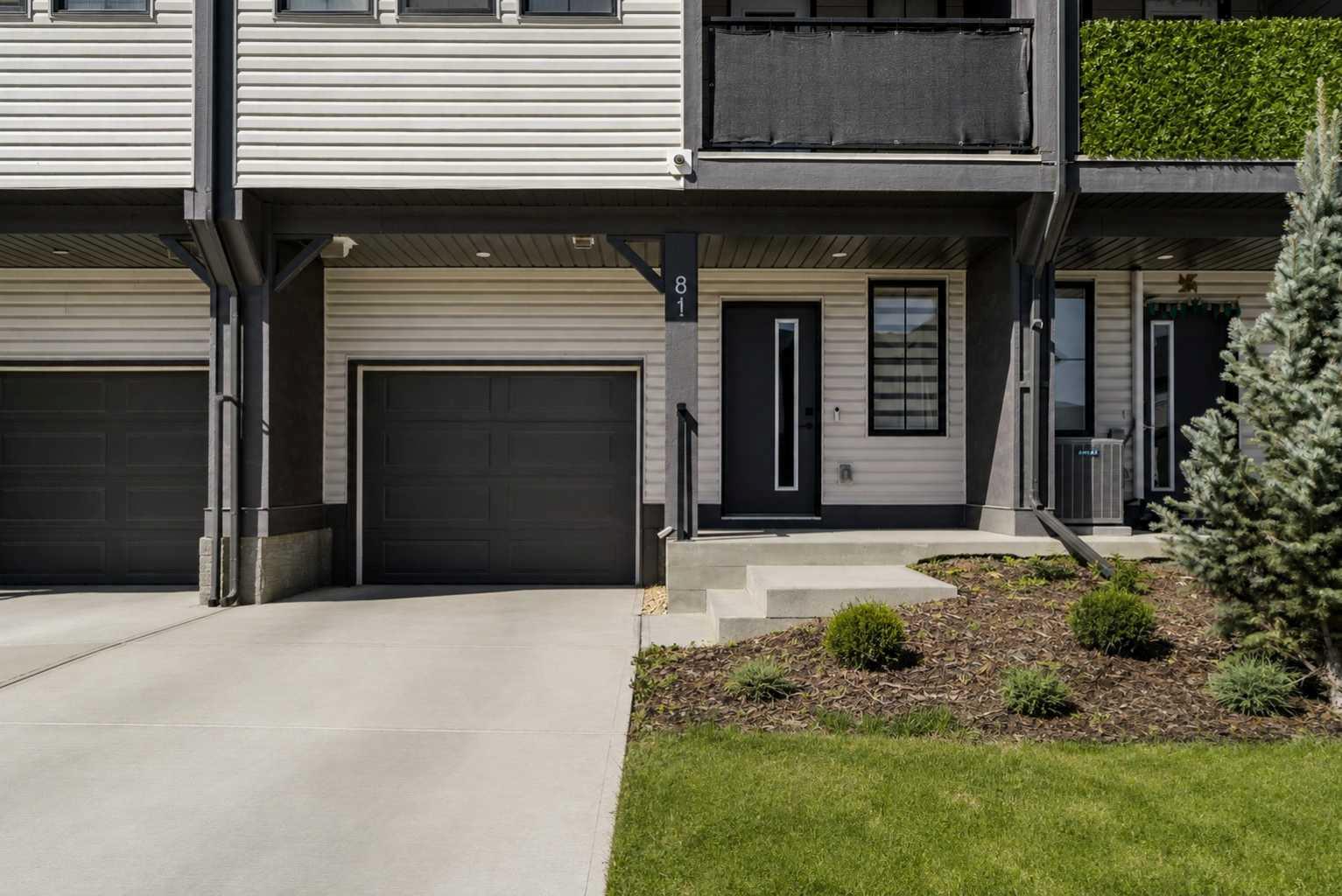 81 South Point Manor SW