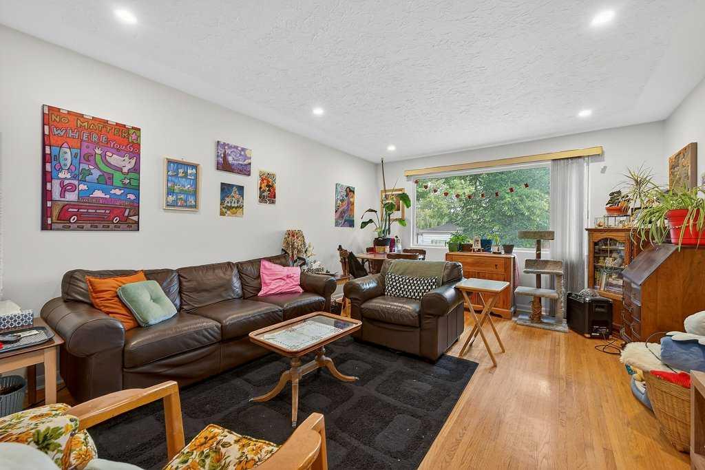 A&B, 319 37 Street SW