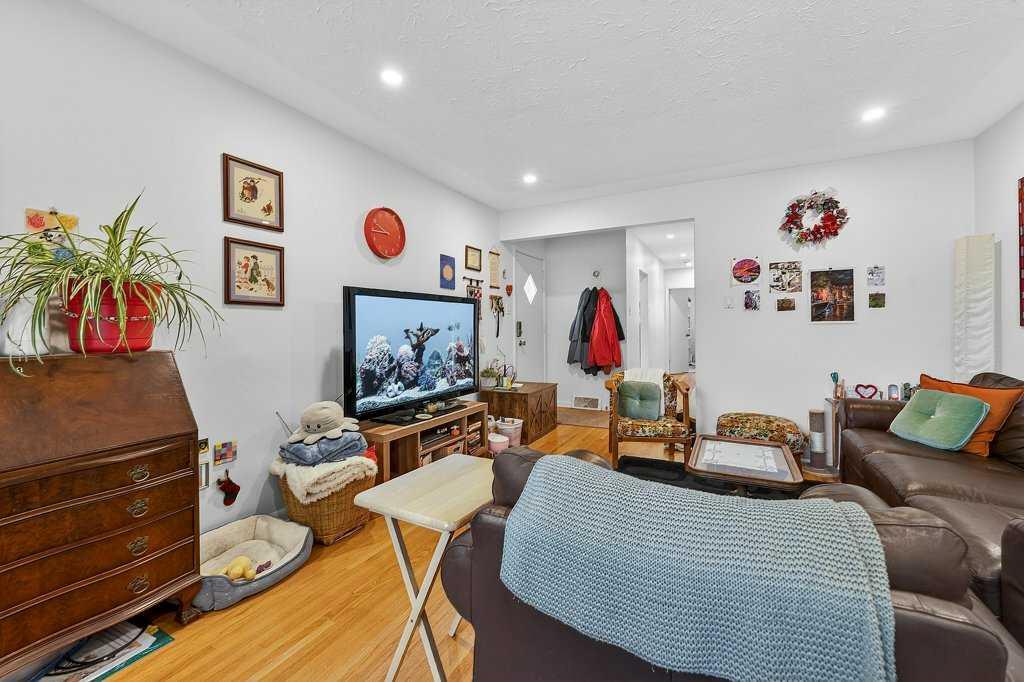 A&B, 319 37 Street SW