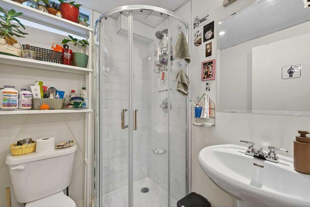 A&B, 319 37 Street SW