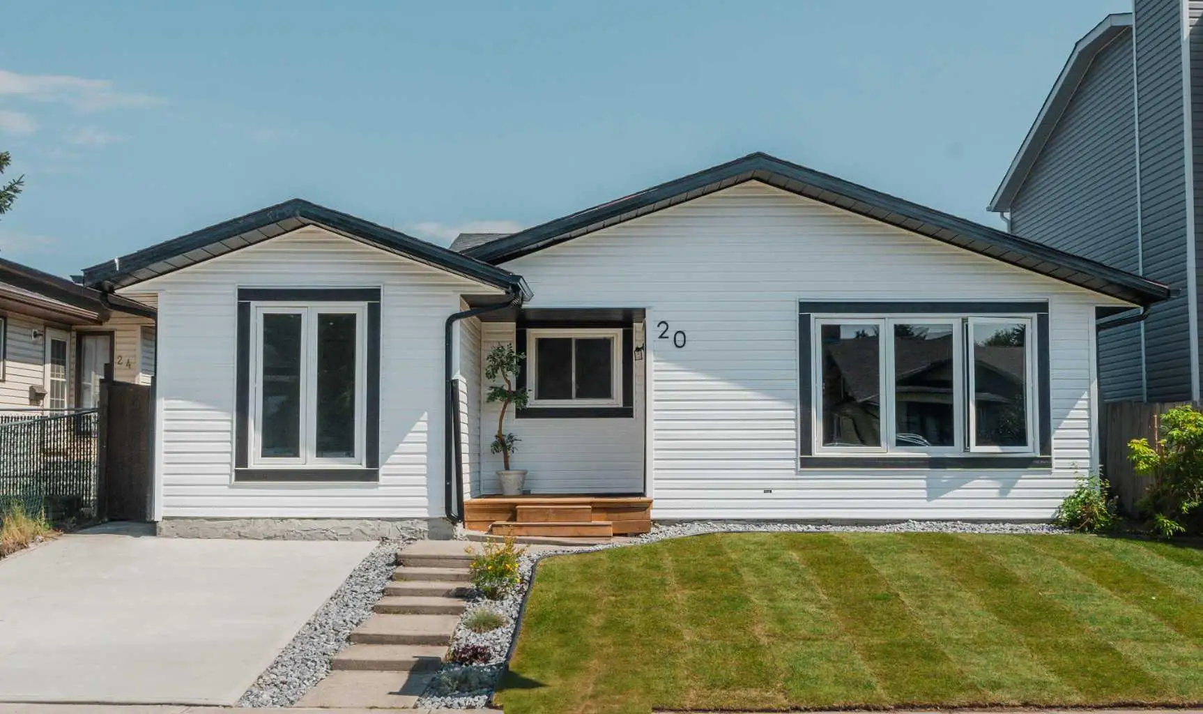 20 Castlegrove Way NE