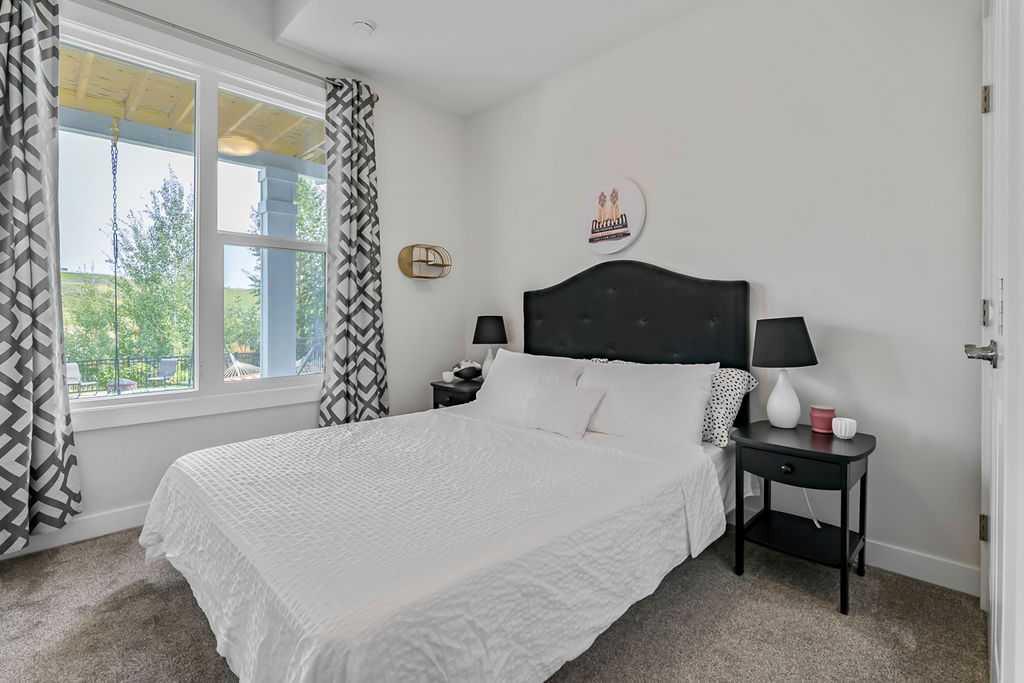 100 Cranbrook Gardens SE